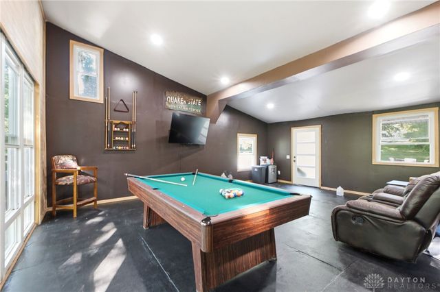 1464 Hilltop Road, Xenia, OH 45385