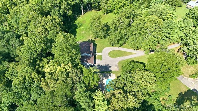 1464 Hilltop Road, Xenia, OH 45385