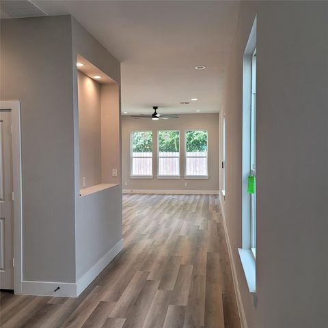 4207 Stassen Street, Houston, TX 77051