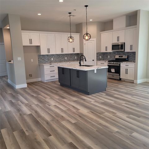 4207 Stassen Street, Houston, TX 77051