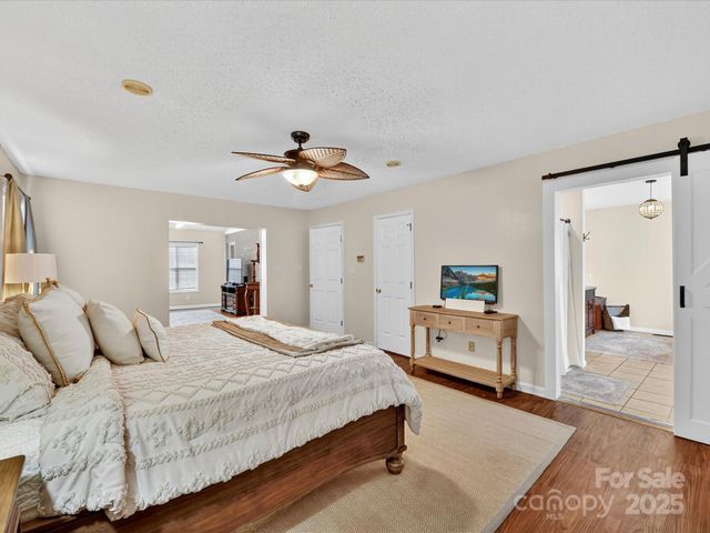 192 Baymount Drive, Statesville, NC 28625