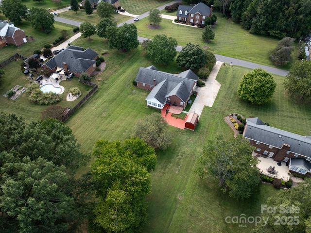 192 Baymount Drive, Statesville, NC 28625