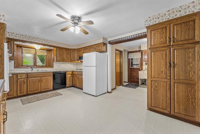 N120W20937 Freistadt ROAD, Germantown, WI 53022