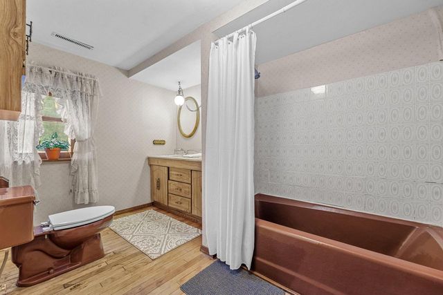 N120W20937 Freistadt ROAD, Germantown, WI 53022