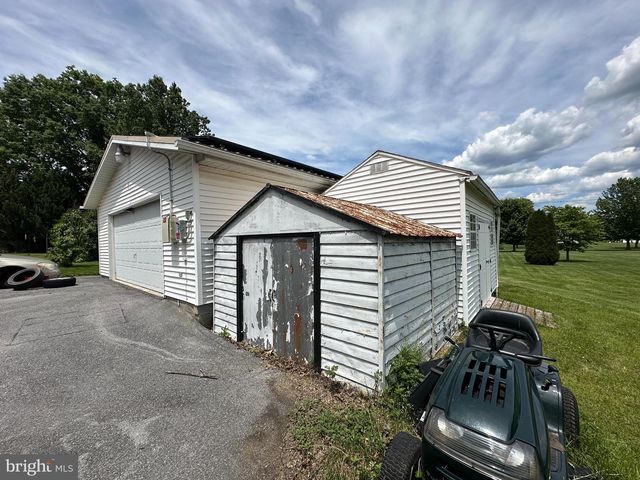 831 FAIRVIEW AVENUE, Waynesboro, PA 17268