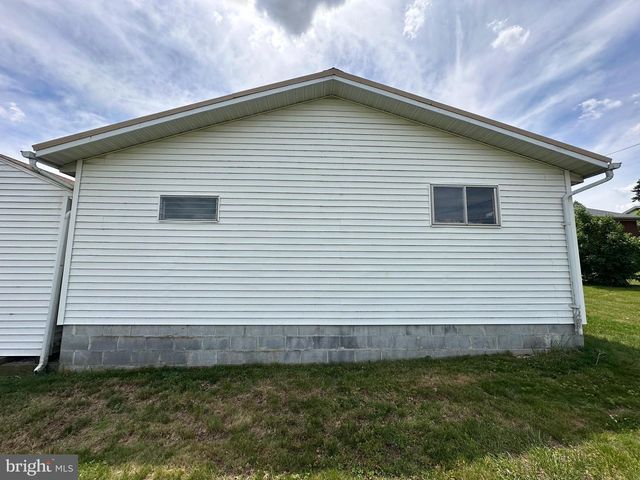 831 FAIRVIEW AVENUE, Waynesboro, PA 17268