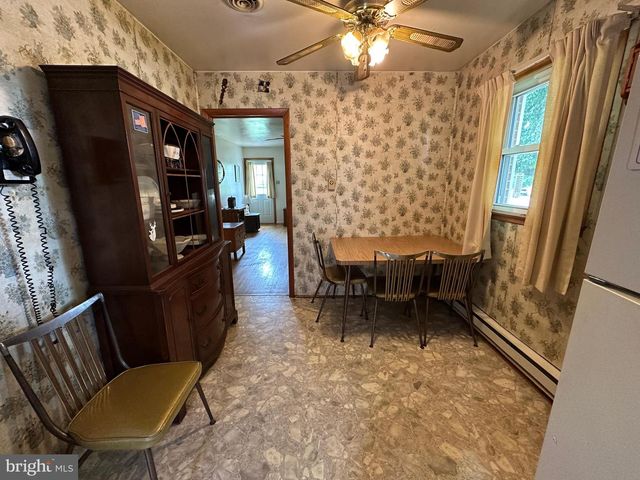 831 FAIRVIEW AVENUE, Waynesboro, PA 17268