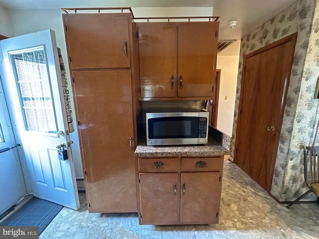 831 FAIRVIEW AVENUE, Waynesboro, PA 17268