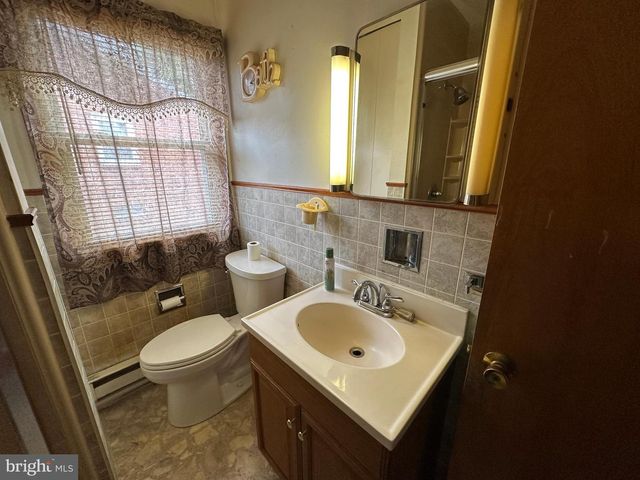 831 FAIRVIEW AVENUE, Waynesboro, PA 17268