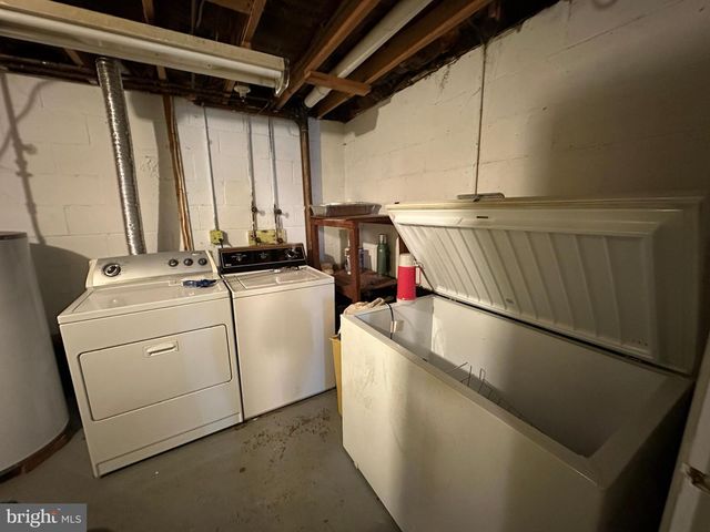 831 FAIRVIEW AVENUE, Waynesboro, PA 17268