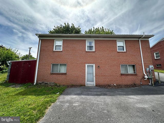831 FAIRVIEW AVENUE, Waynesboro, PA 17268