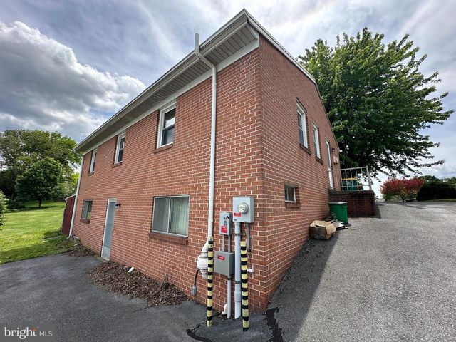 831 FAIRVIEW AVENUE, Waynesboro, PA 17268