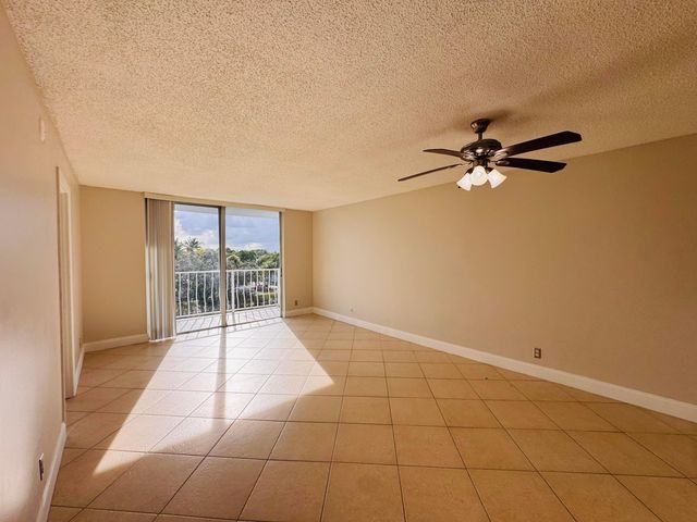 500 EXECUTIVE CENTER Drive 4A, West Palm Beach, FL 33401