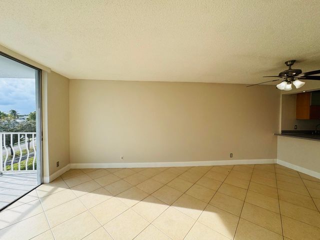 500 EXECUTIVE CENTER Drive 4A, West Palm Beach, FL 33401