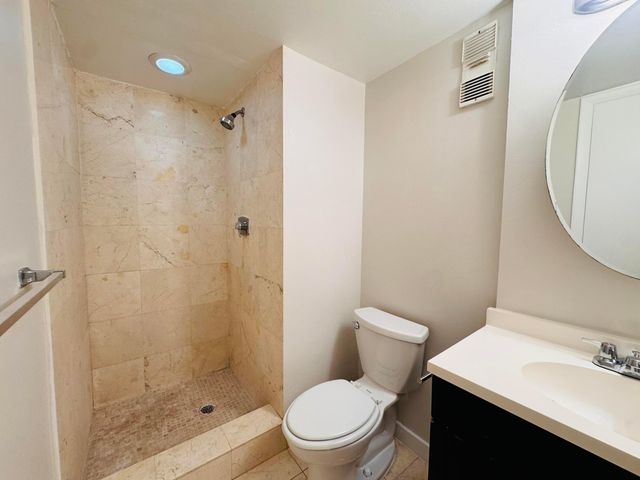 500 EXECUTIVE CENTER Drive 4A, West Palm Beach, FL 33401