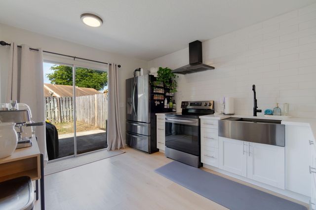 4699 Orleans Court C, West Palm Beach, FL 33415