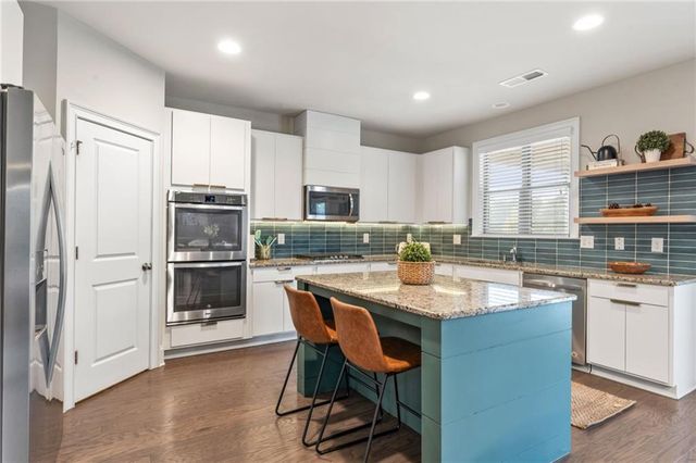 88 Water Oak Drive, Acworth, GA 30101