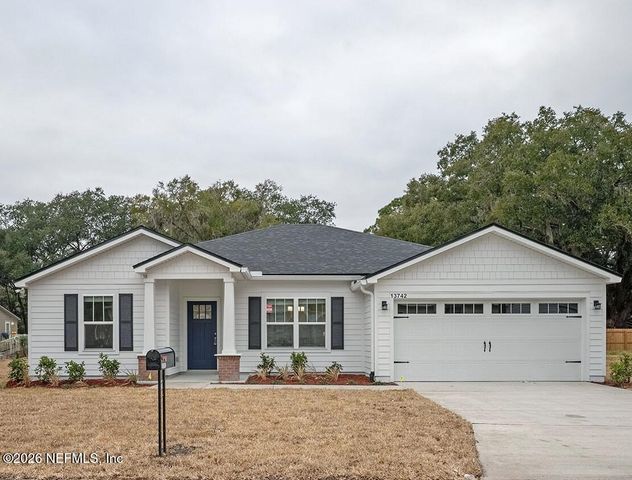 13742 COMAN Road, Jacksonville, FL 32218