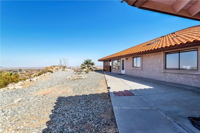 1388 N Jemez Trail, Landers, CA 92285