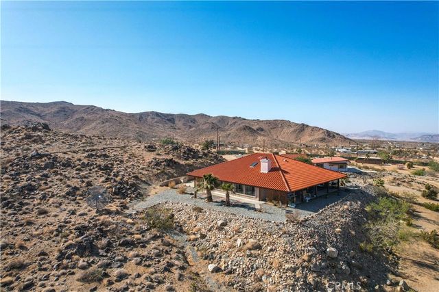 1388 N Jemez Trail, Landers, CA 92285