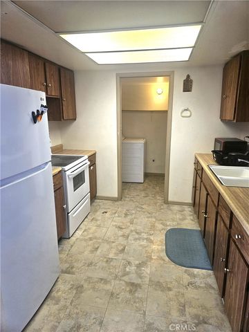 1388 N Jemez Trail, Landers, CA 92285