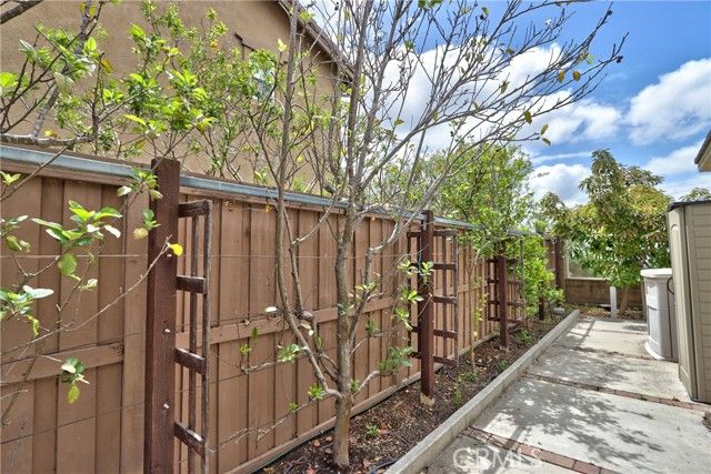 1931 James Gaynor Street, Fallbrook, CA 92028