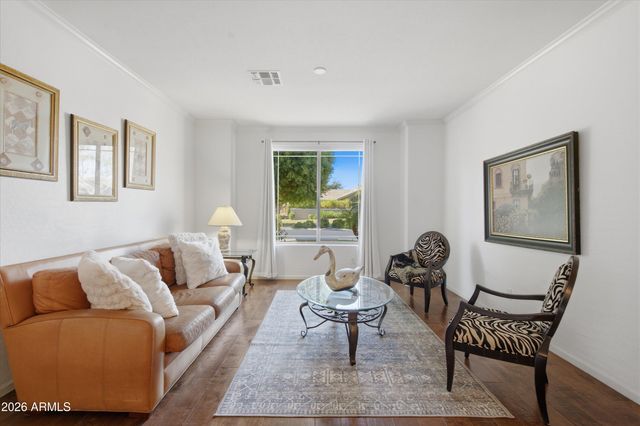 218 W VINEDO Lane, Tempe, AZ 85284