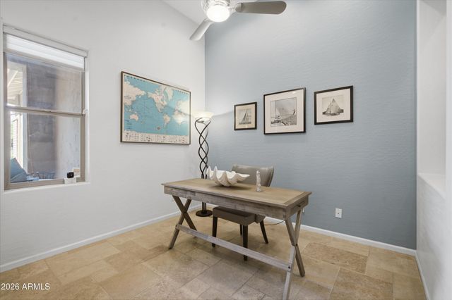 218 W VINEDO Lane, Tempe, AZ 85284