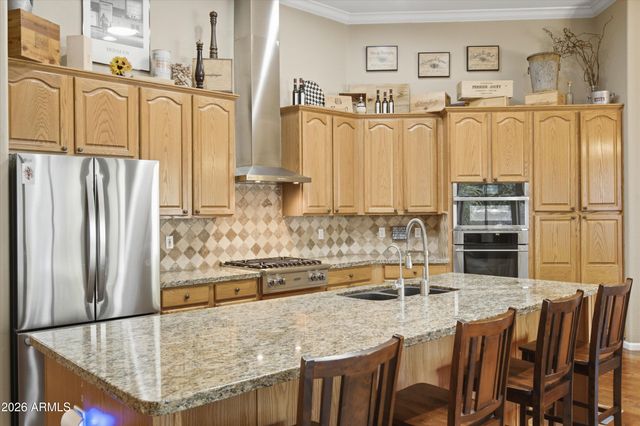 218 W VINEDO Lane, Tempe, AZ 85284