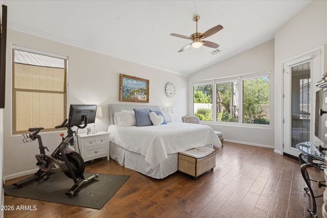 218 W VINEDO Lane, Tempe, AZ 85284