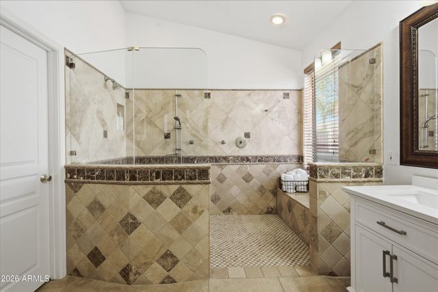 218 W VINEDO Lane, Tempe, AZ 85284