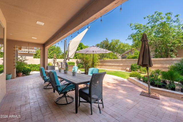 218 W VINEDO Lane, Tempe, AZ 85284