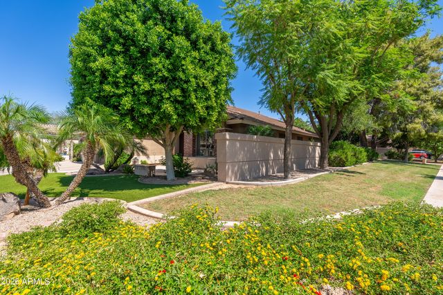 218 W VINEDO Lane, Tempe, AZ 85284