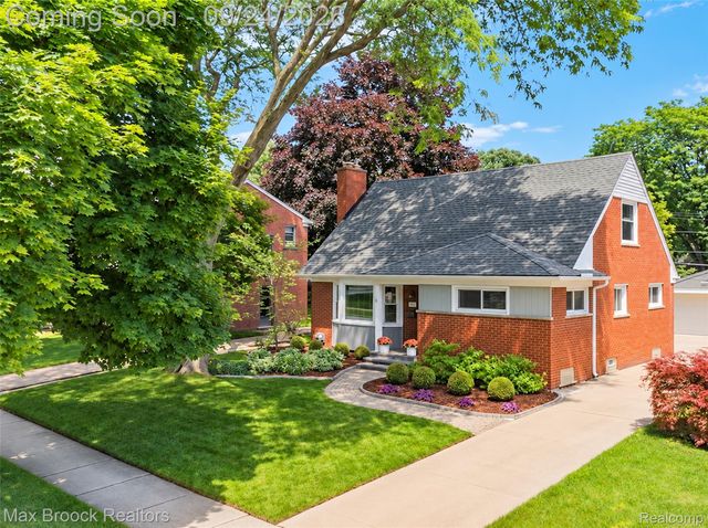 2516 Linwood Avenue, Royal Oak, MI 48073