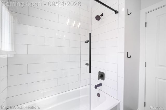 2516 Linwood Avenue, Royal Oak, MI 48073