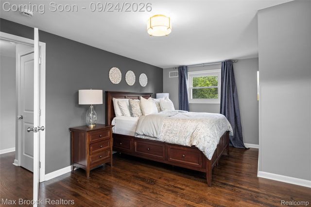 2516 Linwood Avenue, Royal Oak, MI 48073