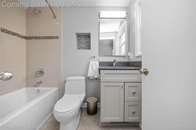 2516 Linwood Avenue, Royal Oak, MI 48073