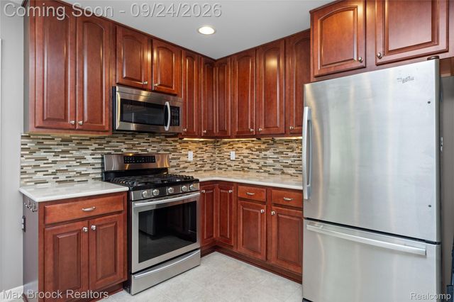 2516 Linwood Avenue, Royal Oak, MI 48073