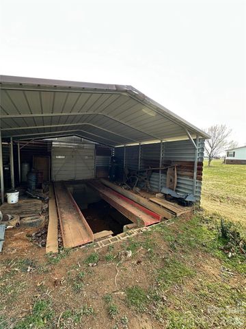 4621 Buffalo Shoals Road, Maiden, NC 28650