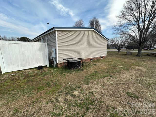 4621 Buffalo Shoals Road, Maiden, NC 28650