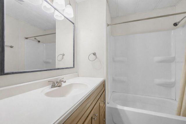 3822 ALICE DRIVE, Wesley Chapel, FL 33543