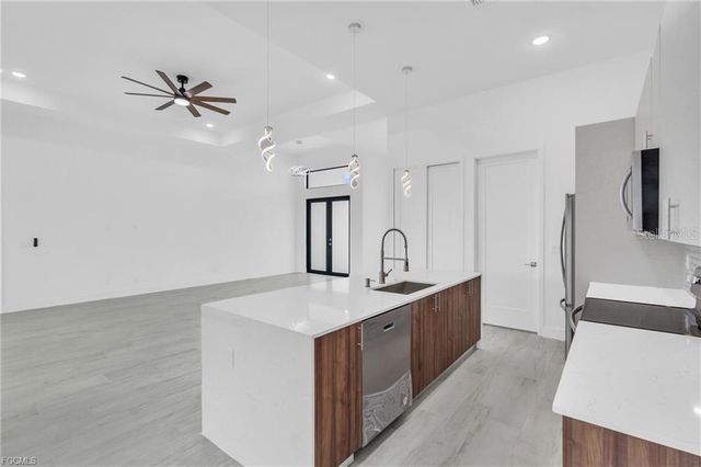 15401 AQUA CIRCLE, Port Charlotte, FL 33981