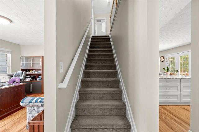 3751 Roxfield Drive, Buford, GA 30518