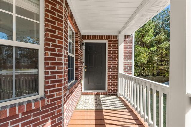 3751 Roxfield Drive, Buford, GA 30518