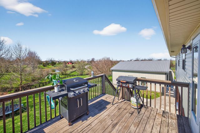 122 Saddlebrook Circle, Berea, KY 40403