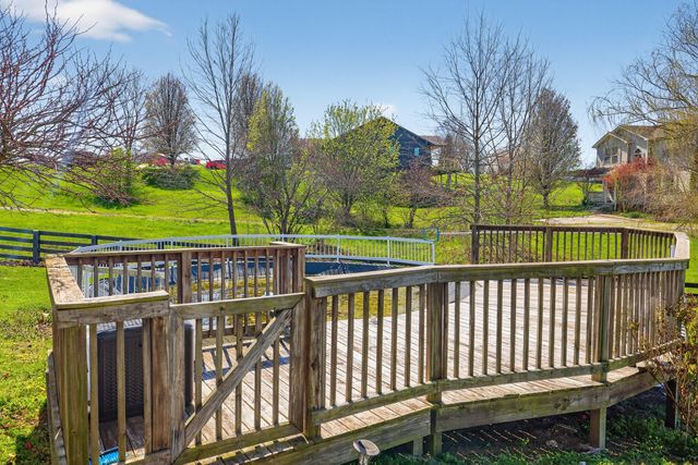 122 Saddlebrook Circle, Berea, KY 40403