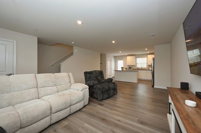 5068 Snow Owl Ct, Goodlettsville, TN 37072