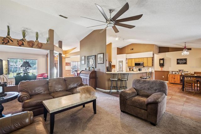 1560 GRAY COURT, Deltona, FL 32738