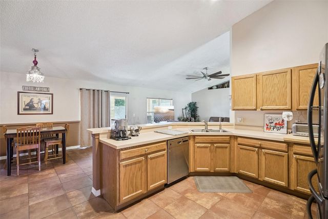 1560 GRAY COURT, Deltona, FL 32738