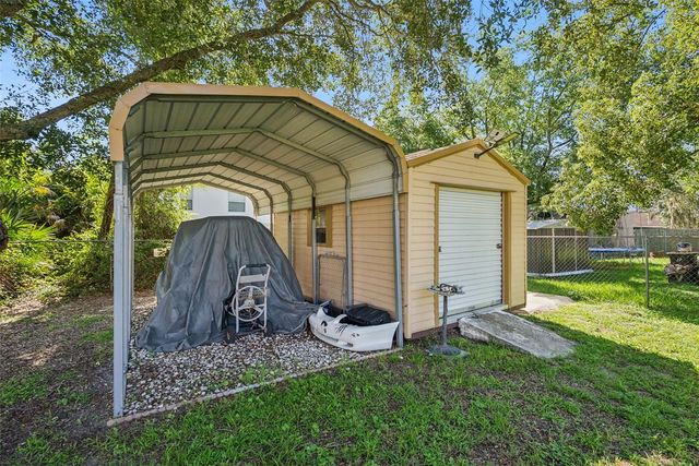 1560 GRAY COURT, Deltona, FL 32738